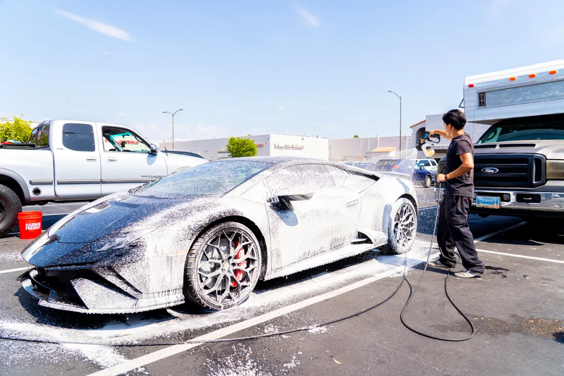 Foamed-up Huracán mid-wash
