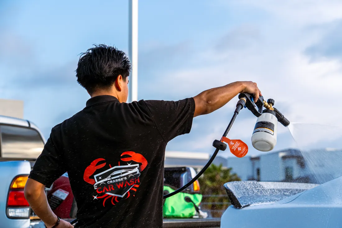 Applying foam with a cannon